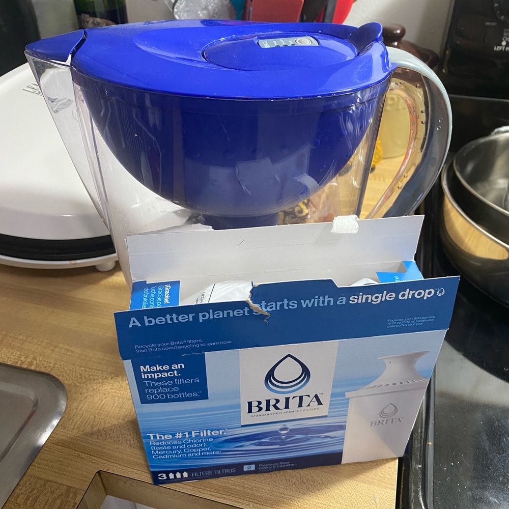 Brita Plastic Pitcher w/ Filters